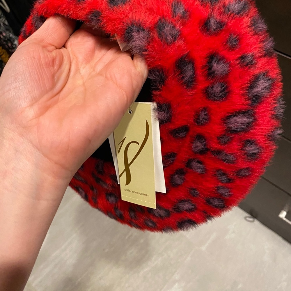 accessories hat - Picture 2 of 2